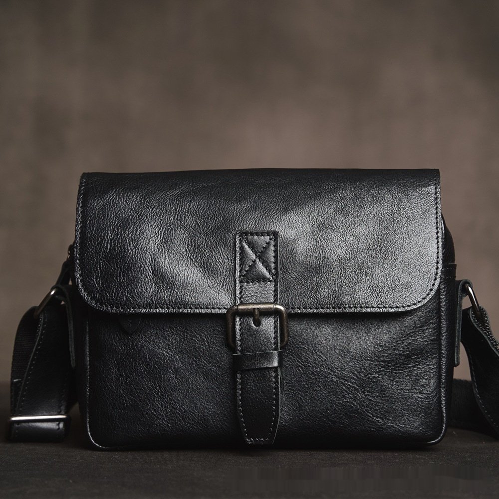 Fashionable Casual Men's First-Layer Leather Bag
