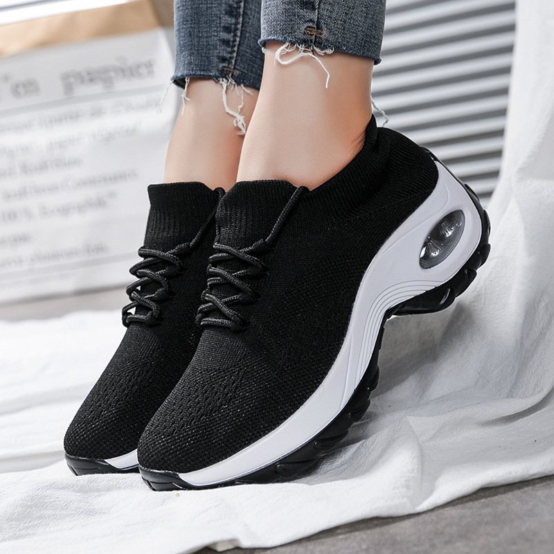 Sports Women Flying Knit Socks Shaking Shoes - Image 4