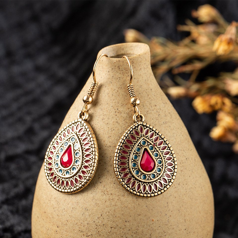 Drop-shaped alloy earrings with gemstones - Image 5