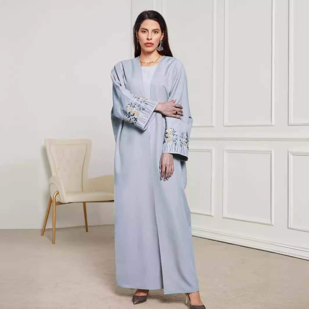 Middle East Muslim Clothing Robe Embroidered Cardigan Dress - Image 3