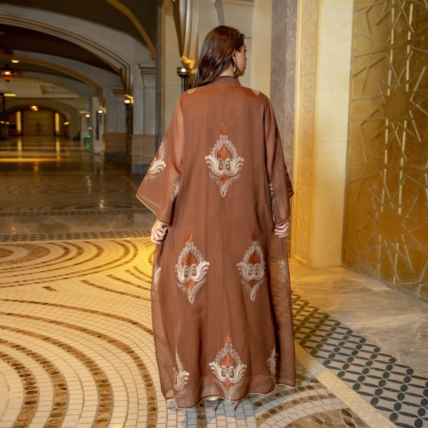 Middle East Female Muslim Sequin Embroider Dress - Image 4