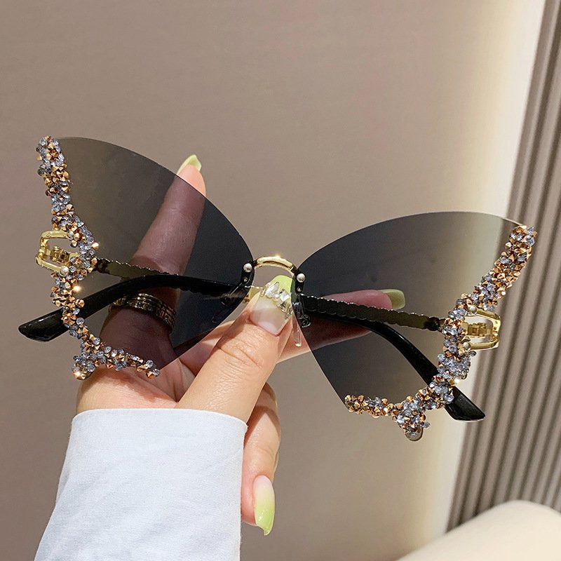 Luxury Diamond Butterfly Sunglasses Women Brand Y2K Vintage Rimless Oversized Sun Glasses Ladies Eyewear Shades - Image 9