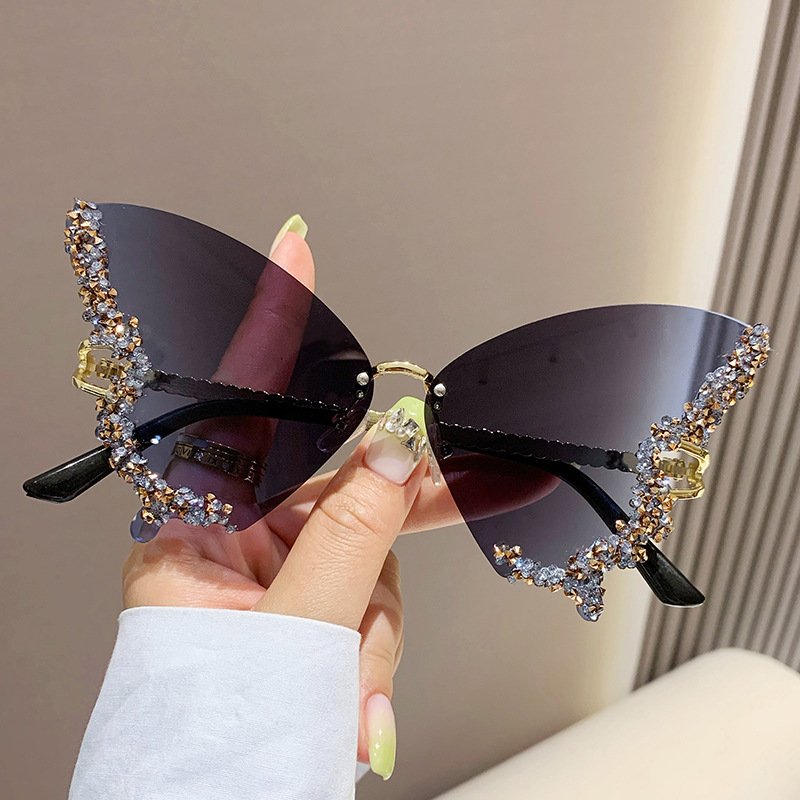 Luxury Diamond Butterfly Sunglasses Women Brand Y2K Vintage Rimless Oversized Sun Glasses Ladies Eyewear Shades - Image 6