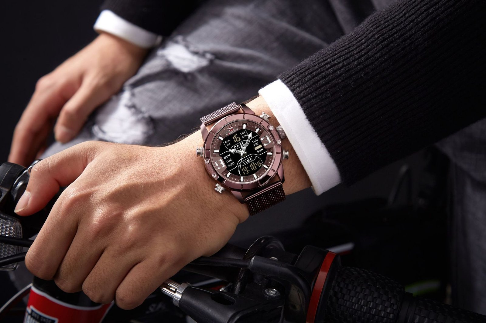 Sports men's watches - Image 7