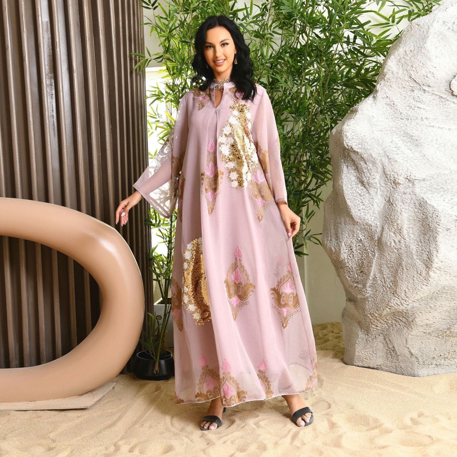 Middle East Female Muslim Sequin Embroider Dress - Image 2