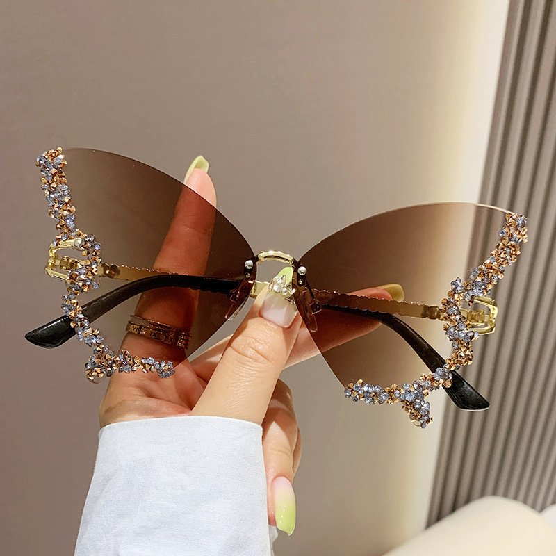 Luxury Diamond Butterfly Sunglasses Women Brand Y2K Vintage Rimless Oversized Sun Glasses Ladies Eyewear Shades - Image 4
