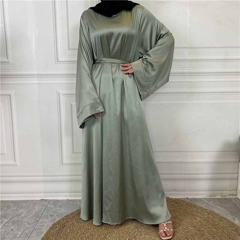 Middle East Dubai Hot Sale Lace Up Satin Muslim Dress - Image 5
