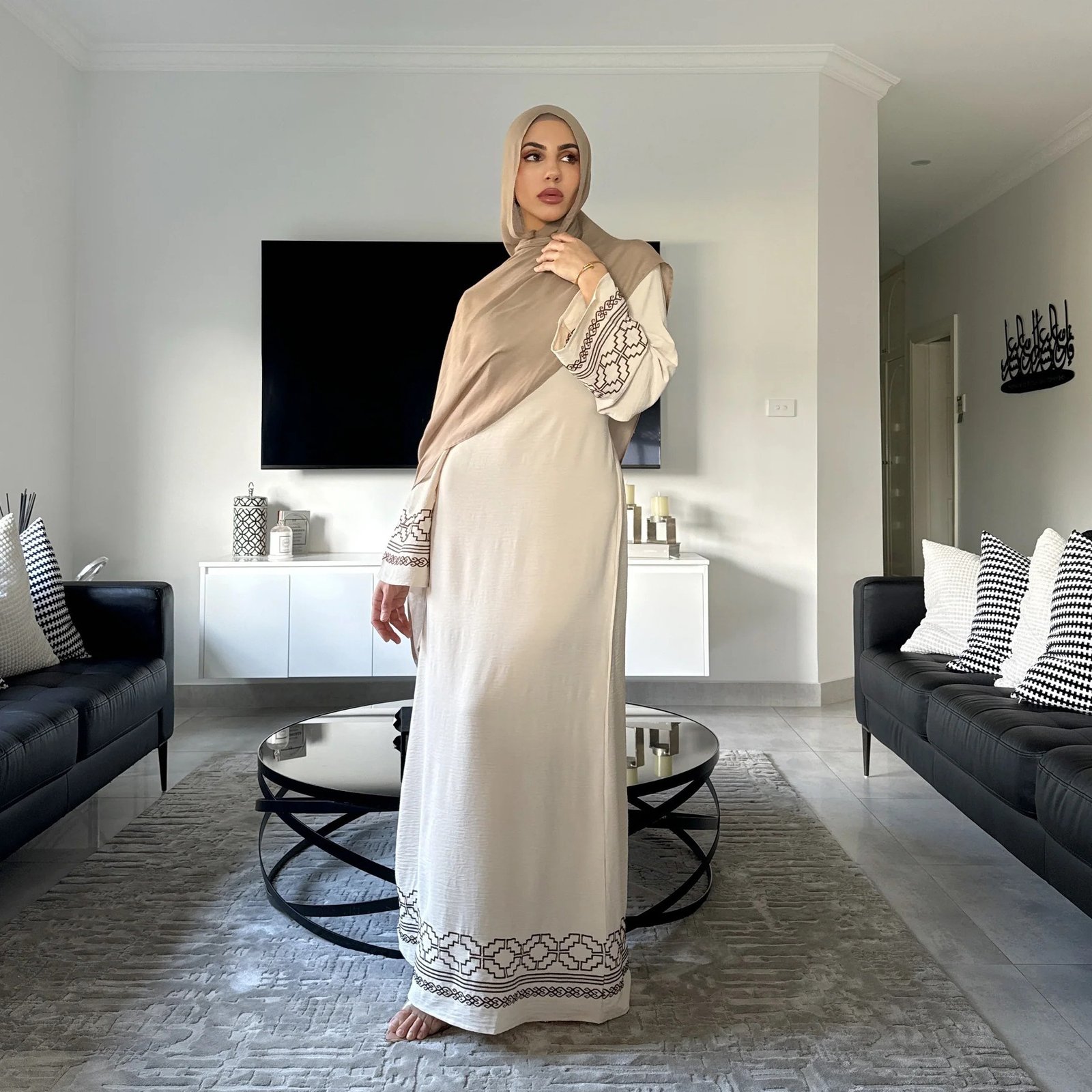 Women's Embroidery Fashion Personality Muslim Dress - Image 2