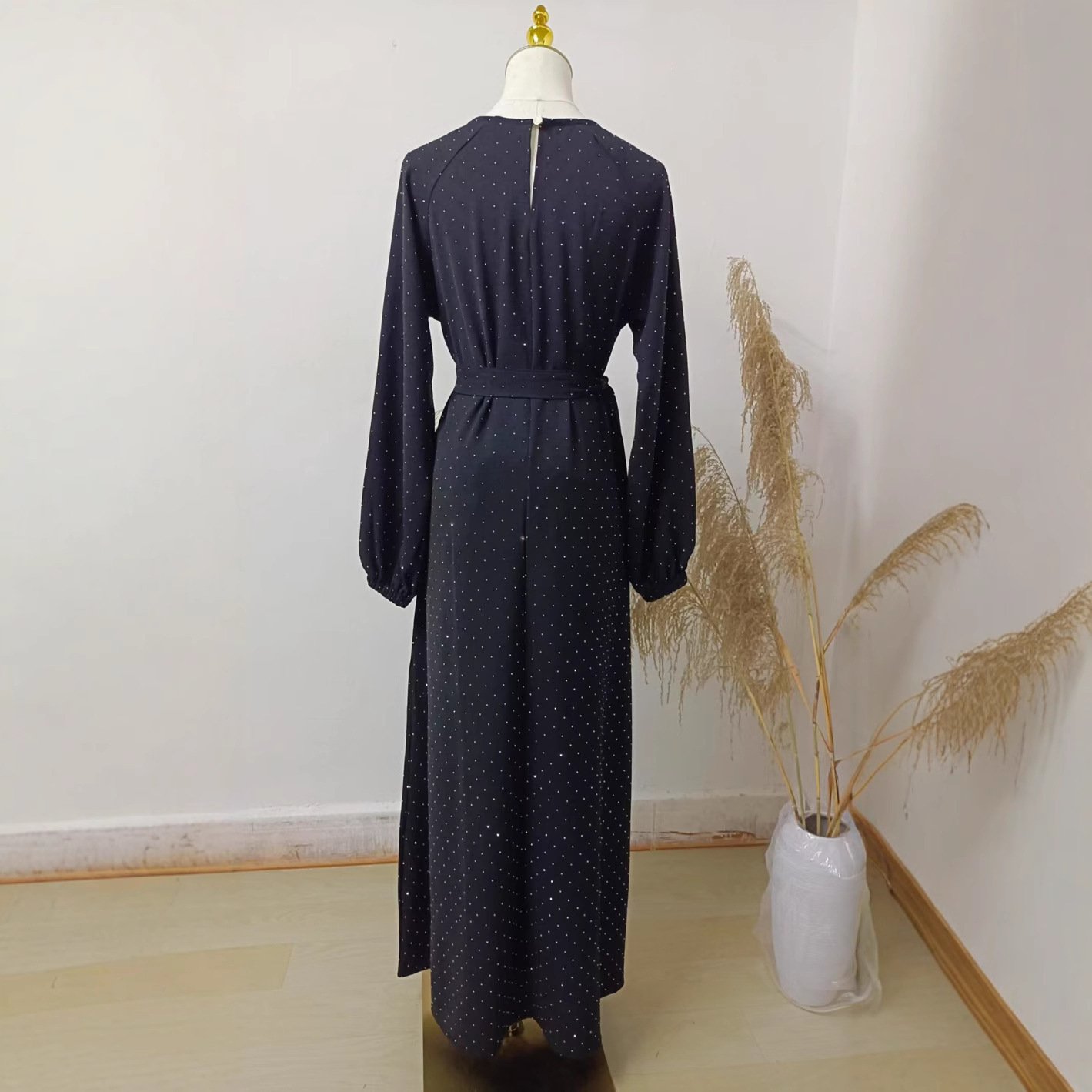 Muslim Rhinestone Dubai Round Neck Pullover Belt Dress - Image 4