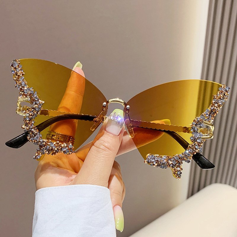 Luxury Diamond Butterfly Sunglasses Women Brand Y2K Vintage Rimless Oversized Sun Glasses Ladies Eyewear Shades - Image 3