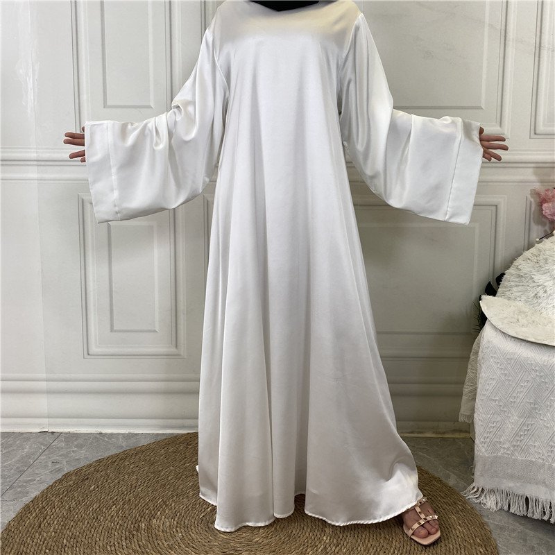 Middle East Dubai Hot Sale Lace Up Satin Muslim Dress - Image 2