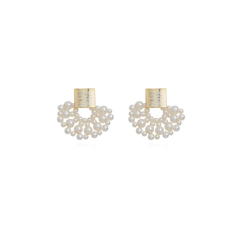 Handmade Pearl Woven Scalloped Pearl Stud Earrings - Image 5