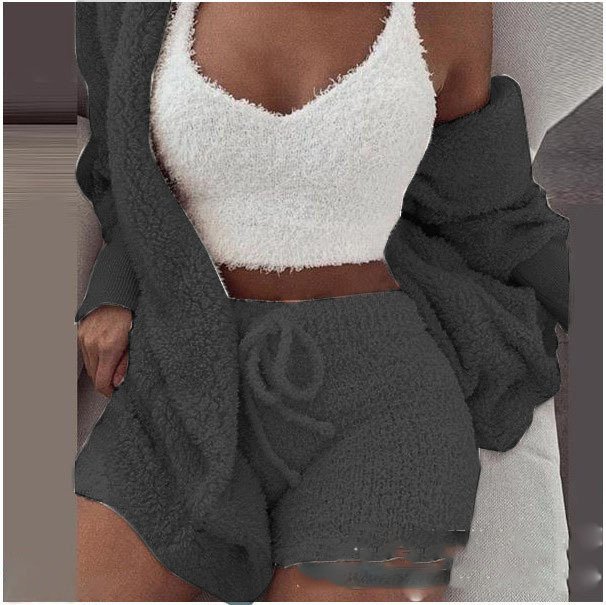 3 Pieces Of Fashionable Ladies Plush Home Clothes - Image 9