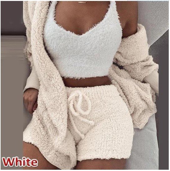 3 Pieces Of Fashionable Ladies Plush Home Clothes - Image 3
