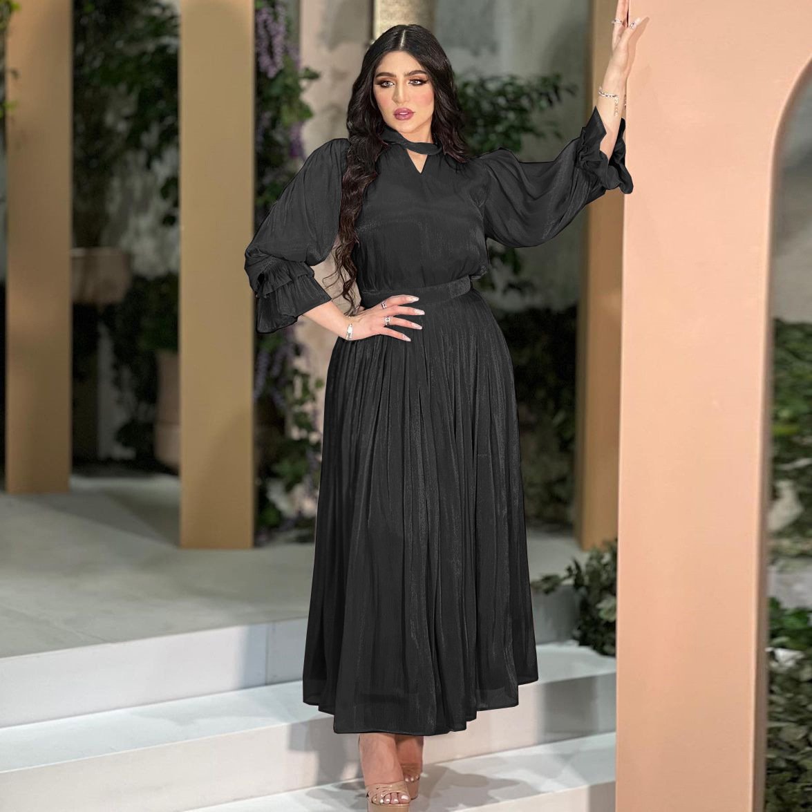 Fashionable Muslim Women's Bright Silk Satin Dress - Image 4